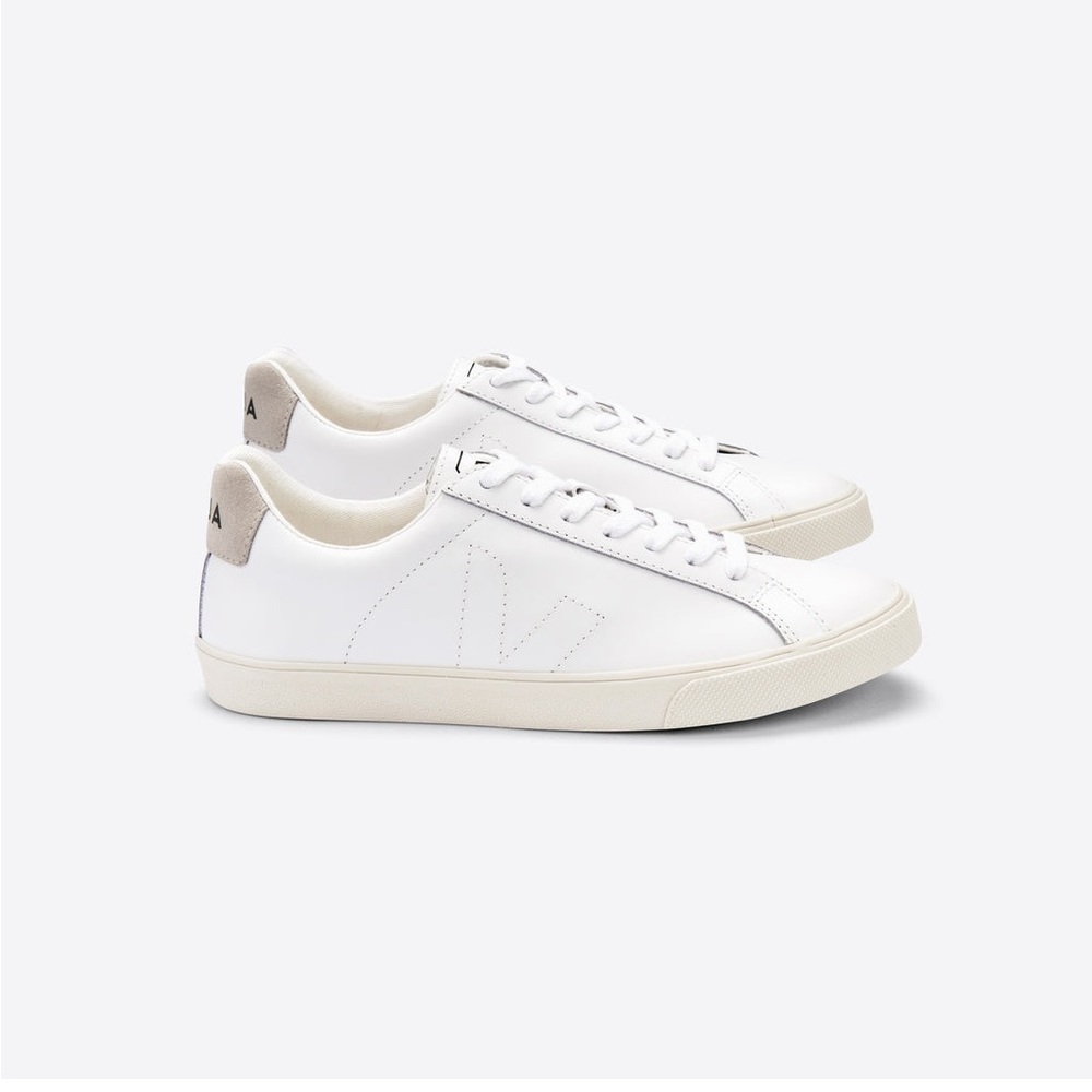 NWT Men’s VEJA Sneakers